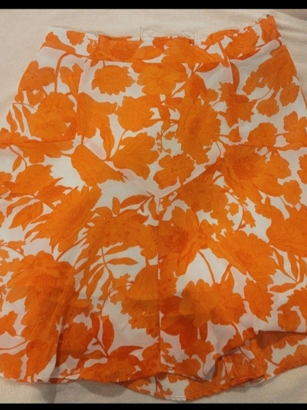 Sugarlips White & Orange Skirt - Size Medium - NWOT
